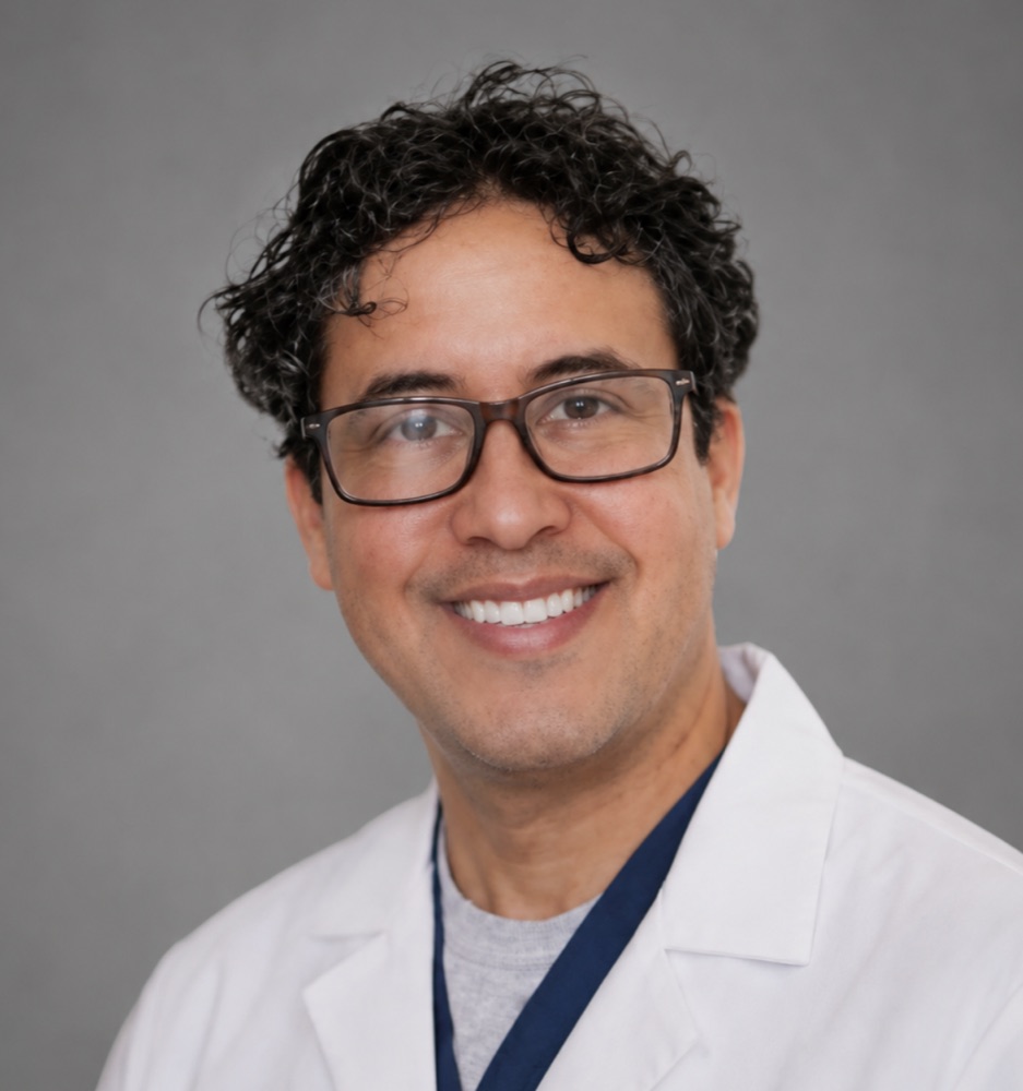 Portrait of Dr. Eugenio Cruz Sánchez in a white coat